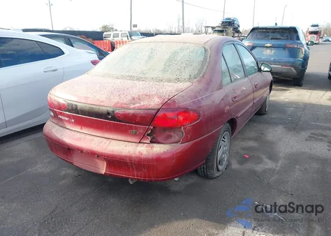 1997 Ford Escort "Cool" из США, поврежденный, VIN IFALP13P8VW393117